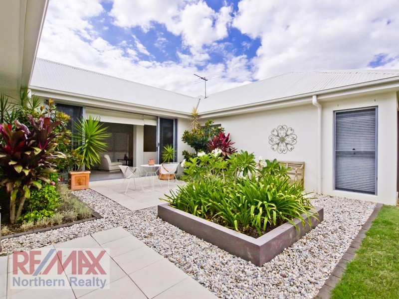 2 Jubilee Court, Eatons Hill QLD 4037