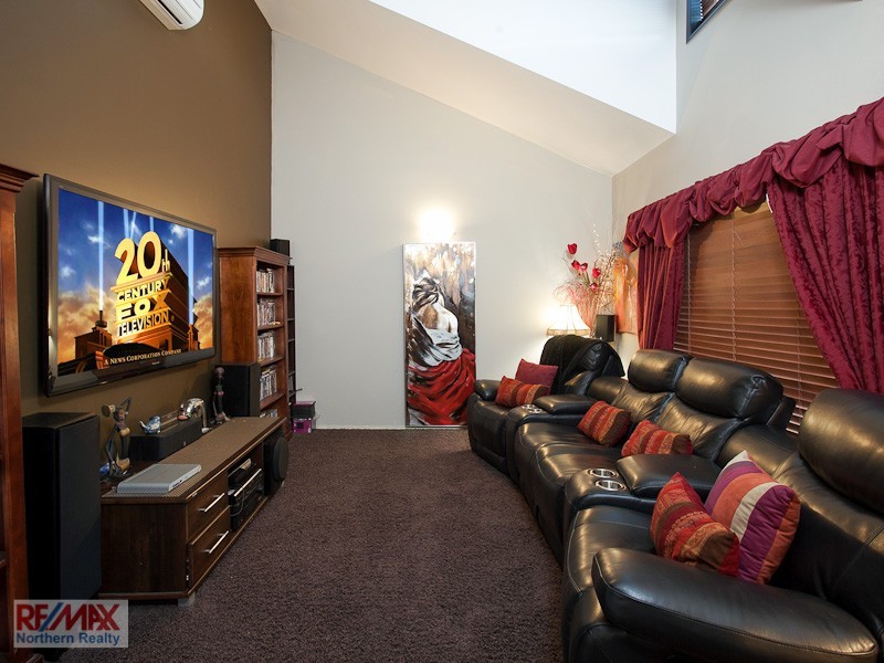 26 Glendore Court, Eatons Hill QLD 4037