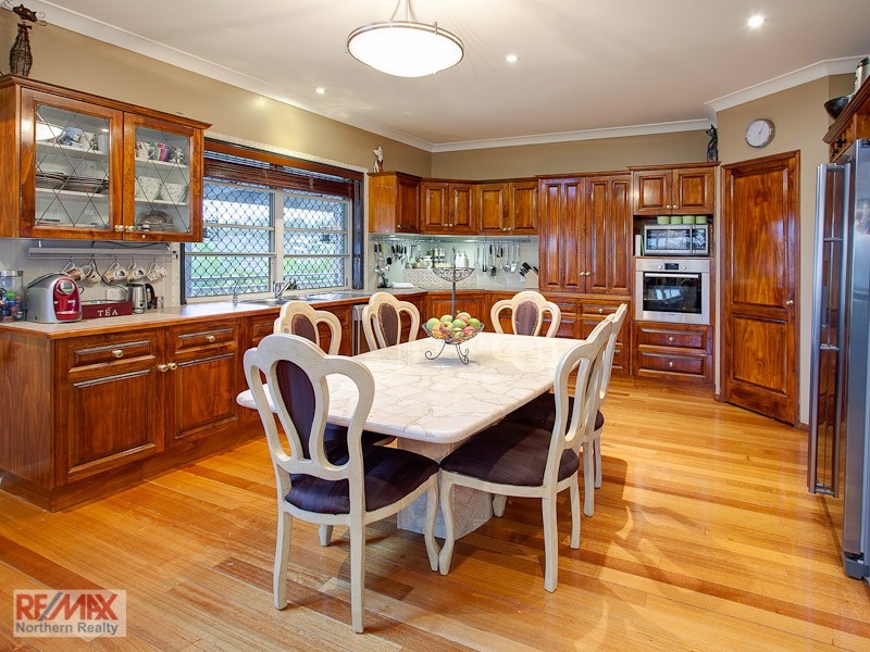 26 Glendore Court, Eatons Hill QLD 4037