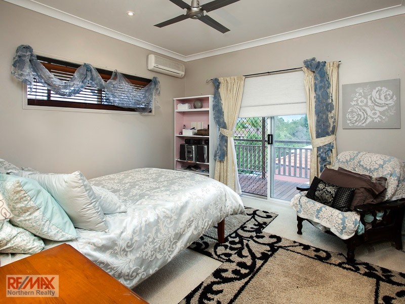 26 Glendore Court, Eatons Hill QLD 4037