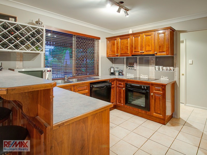 26 Glendore Court, Eatons Hill QLD 4037