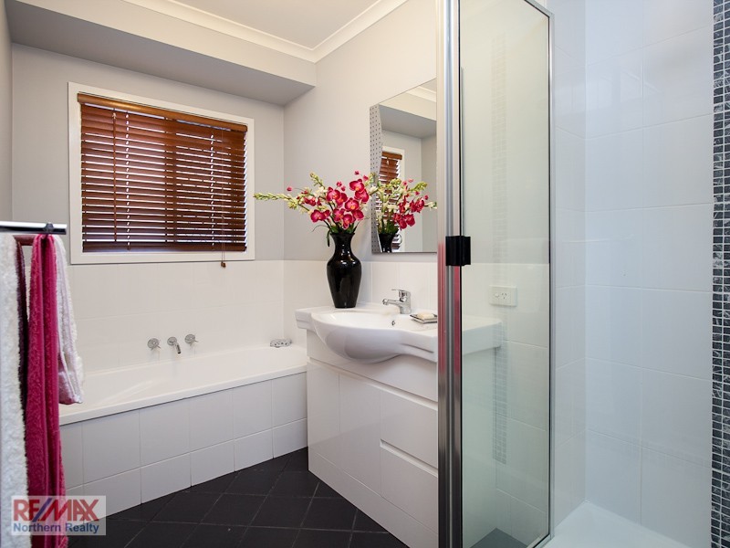 12 Hazelwood Court, Noosaville QLD 4566