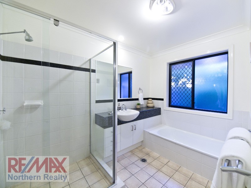 10 Karma Place, Albany Creek QLD 4035