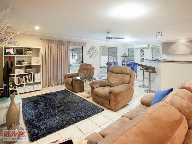 2 Bowerbird Ct, Cashmere QLD 4500