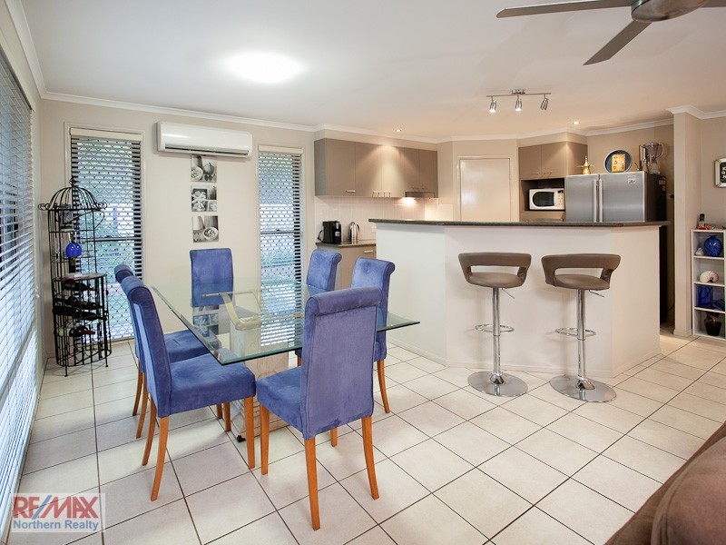 2 Bowerbird Ct, Cashmere QLD 4500