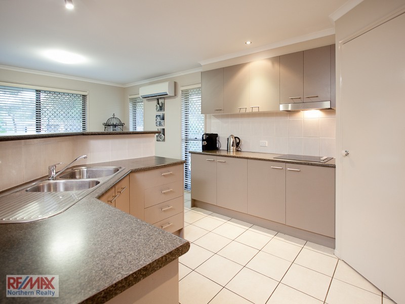 2 Bowerbird Ct, Cashmere QLD 4500