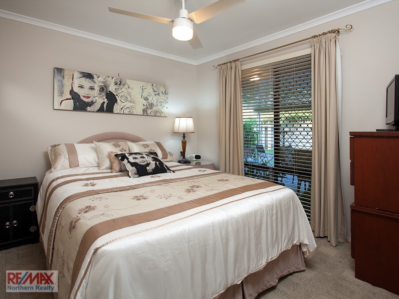 2 Bowerbird Ct, Cashmere QLD 4500