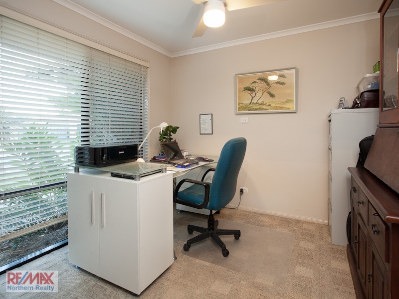 2 Bowerbird Ct, Cashmere QLD 4500