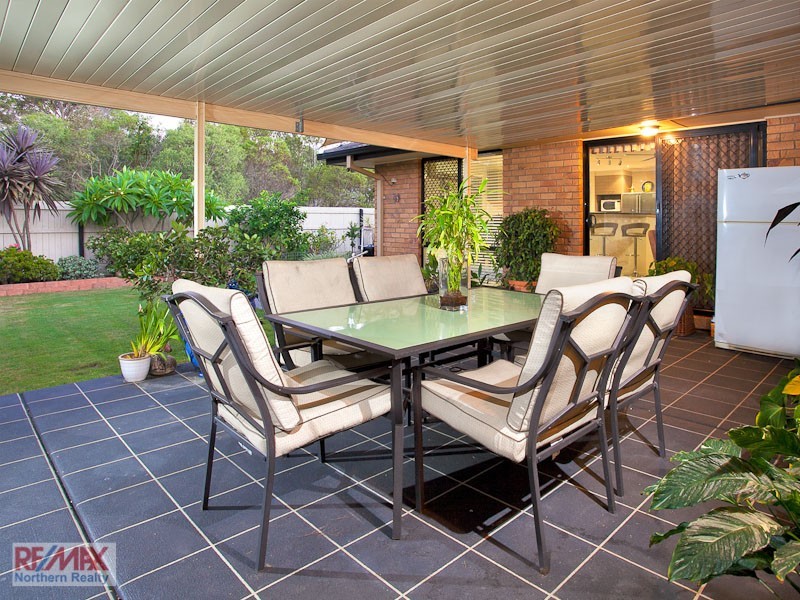 2 Bowerbird Ct, Cashmere QLD 4500