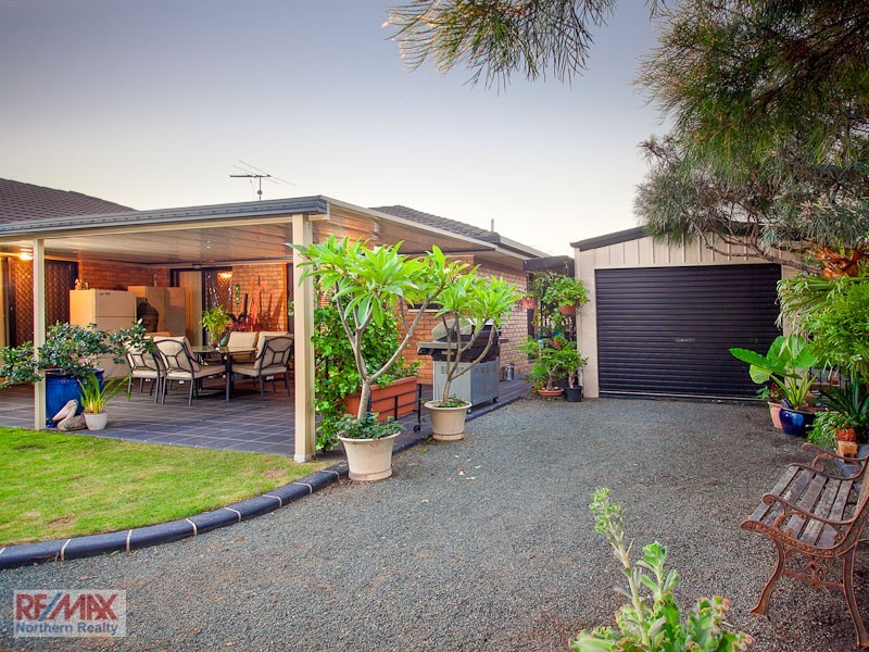 2 Bowerbird Ct, Cashmere QLD 4500