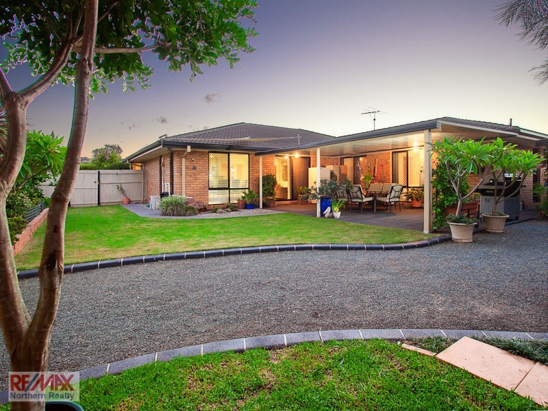 2 Bowerbird Ct, Cashmere QLD 4500