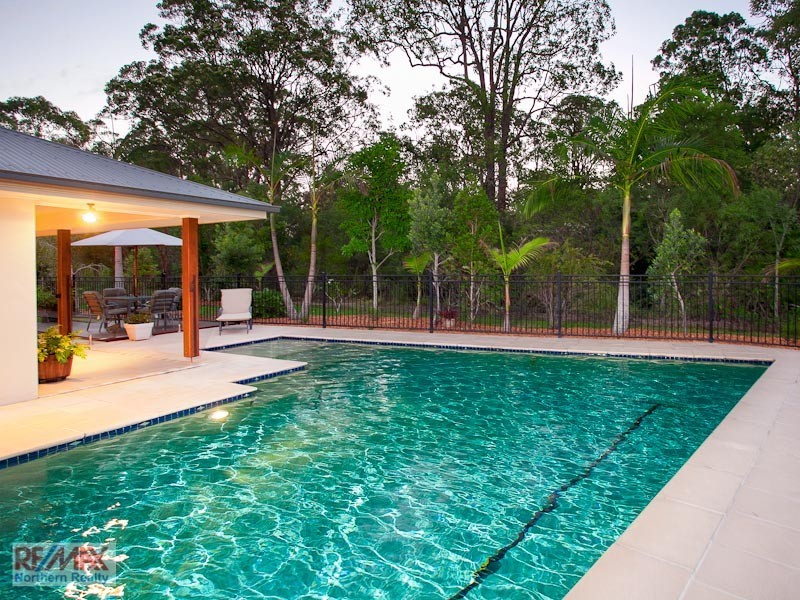 13 Bowerbird Ct, Cashmere QLD 4500