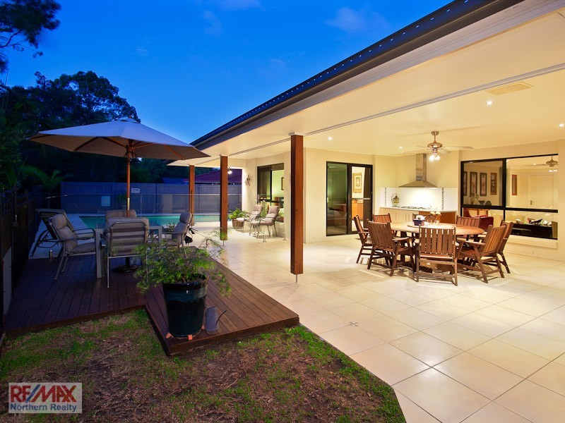 13 Bowerbird Ct, Cashmere QLD 4500