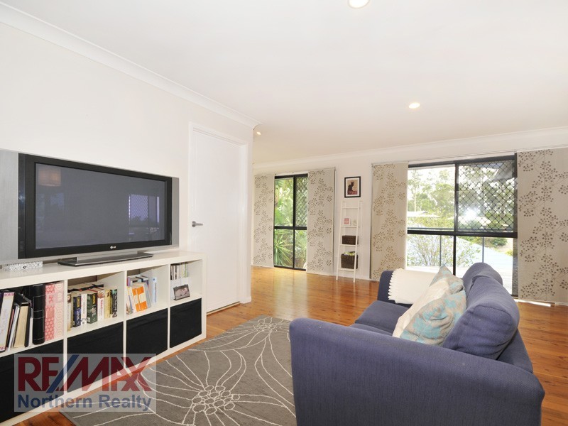 9 Georgette Ct, Eatons Hill QLD 4037