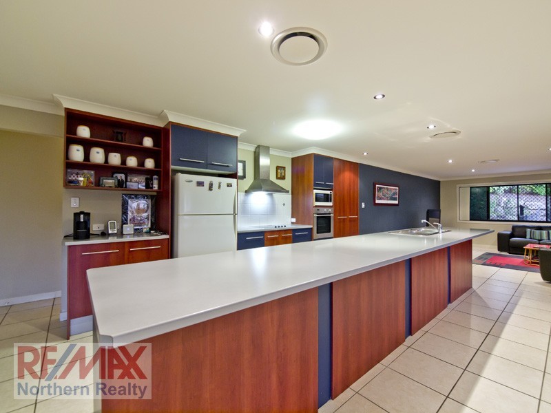 12 Jubilee Court, Eatons Hill QLD 4037