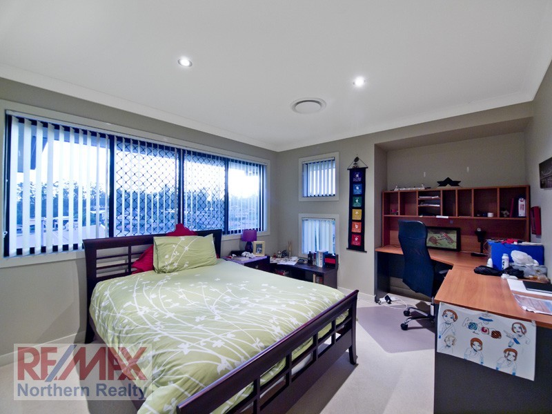 12 Jubilee Court, Eatons Hill QLD 4037