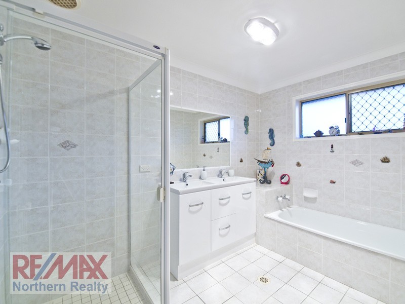 20 Explorer Drive, Albany Creek QLD 4035