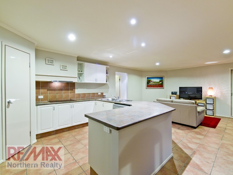 11 Duet Ct, Eatons Hill QLD 4037