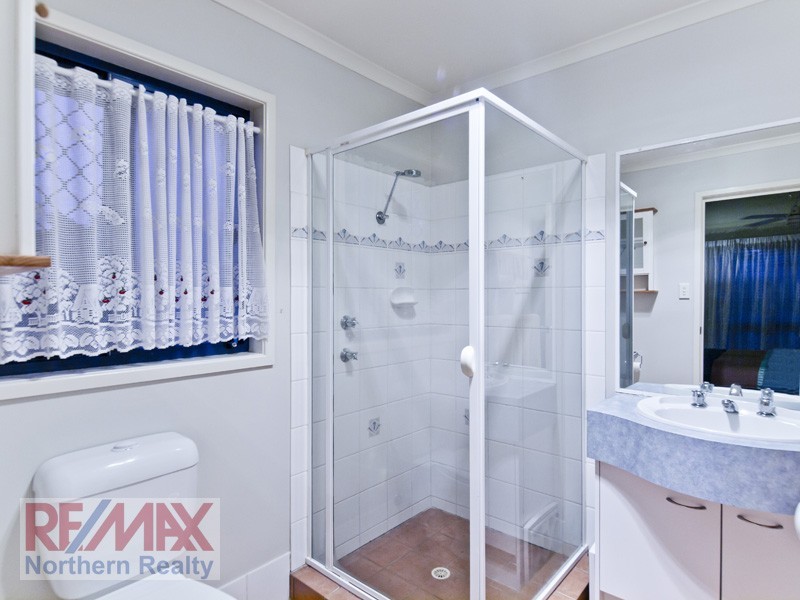 11 Duet Ct, Eatons Hill QLD 4037