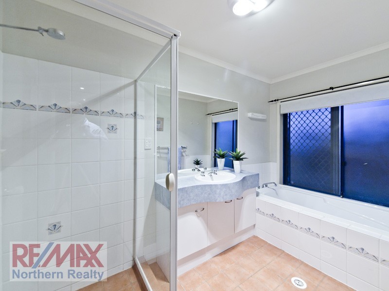 11 Duet Ct, Eatons Hill QLD 4037