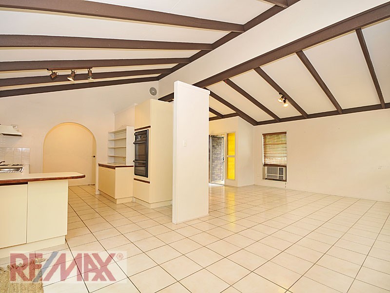 17 Park Road, Ferny Hills QLD 4055