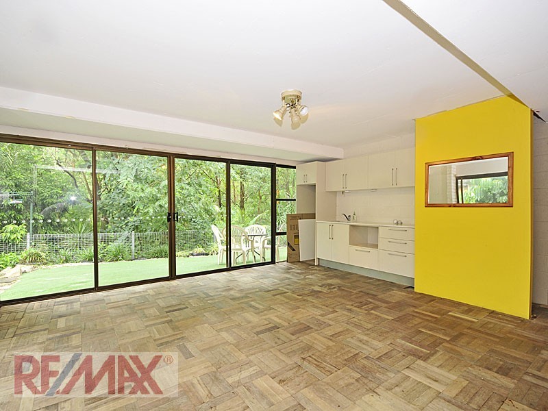 17 Park Road, Ferny Hills QLD 4055