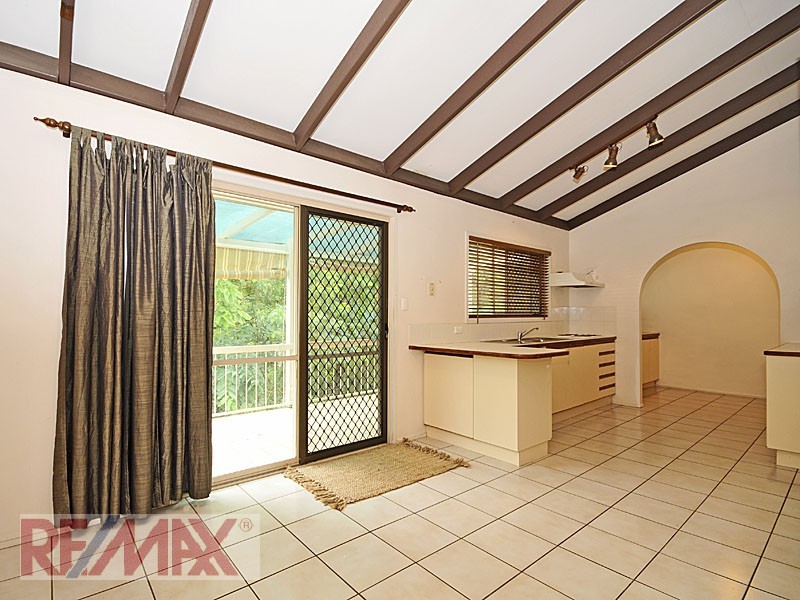 17 Park Road, Ferny Hills QLD 4055