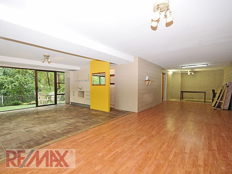 17 Park Road, Ferny Hills QLD 4055