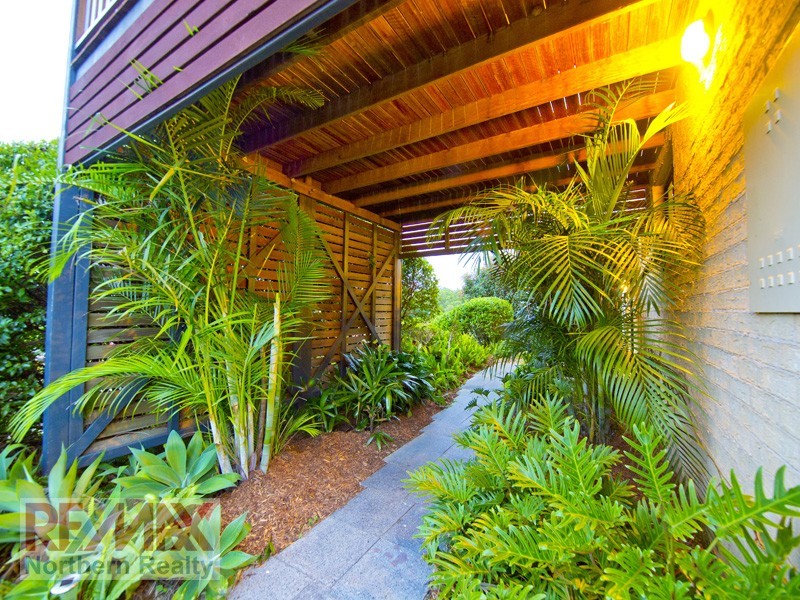 11 Valencia Court, Eatons Hill QLD 4037