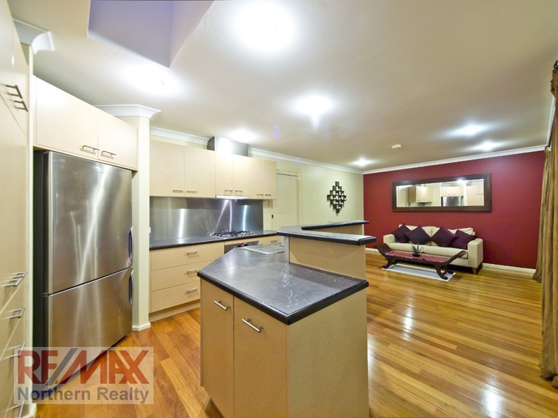 11 Valencia Court, Eatons Hill QLD 4037