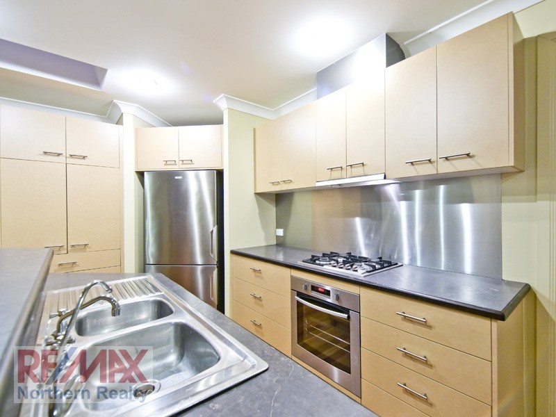 11 Valencia Court, Eatons Hill QLD 4037