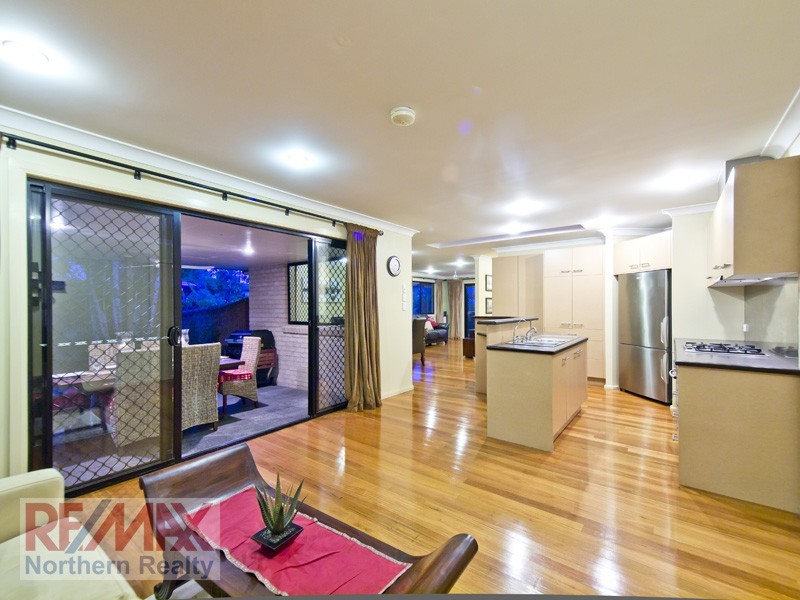 11 Valencia Court, Eatons Hill QLD 4037