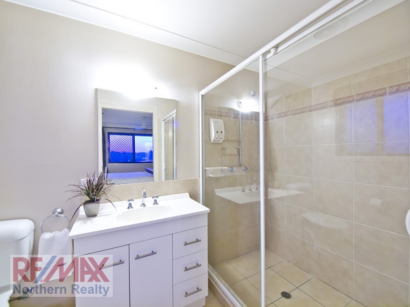 11 Valencia Court, Eatons Hill QLD 4037