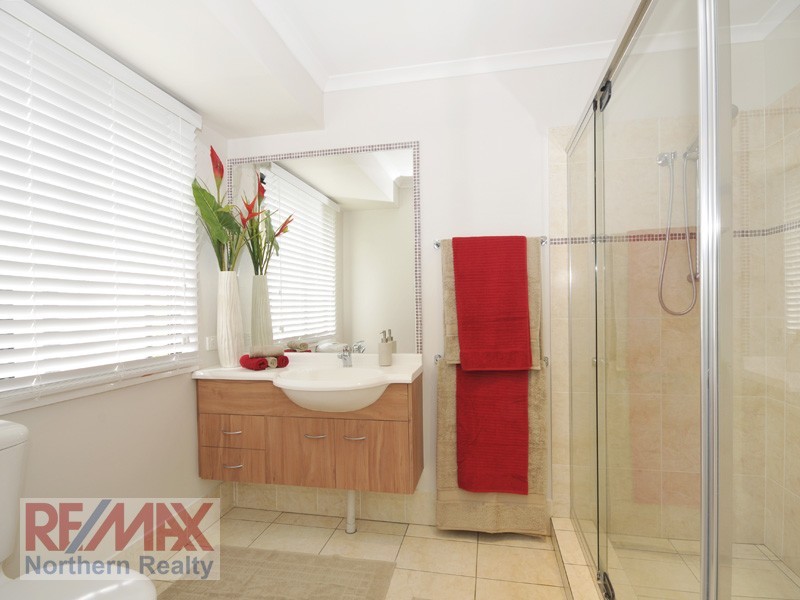 22 Talisman Ct, Eatons Hill QLD 4037