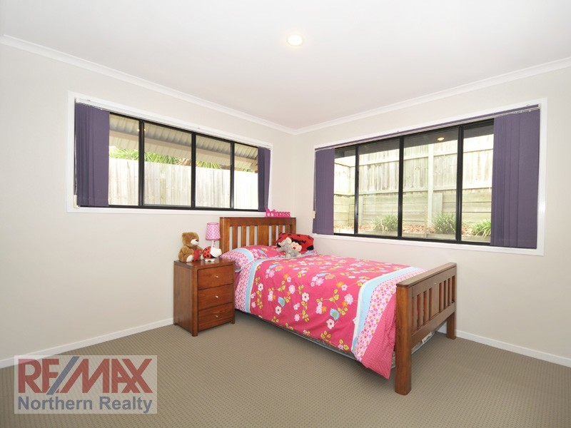 22 Talisman Ct, Eatons Hill QLD 4037