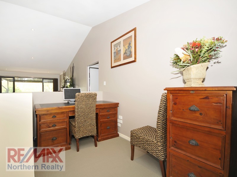 22 Talisman Ct, Eatons Hill QLD 4037