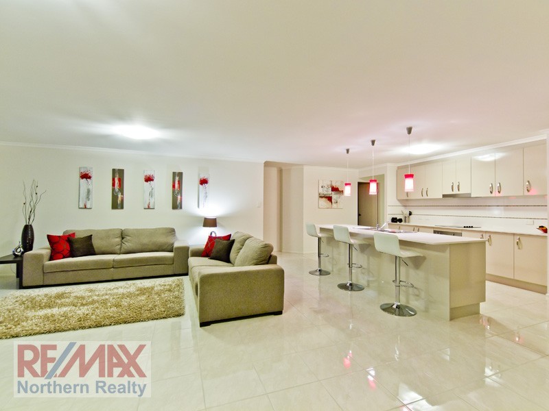 25 Michael David Dve, Warner QLD 4500