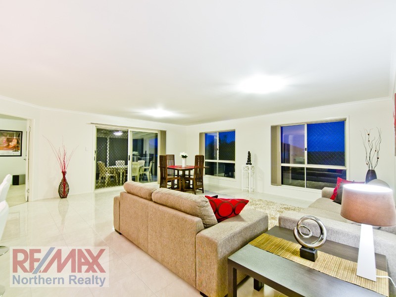 25 Michael David Dve, Warner QLD 4500