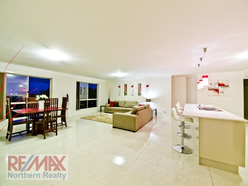 25 Michael David Dve, Warner QLD 4500