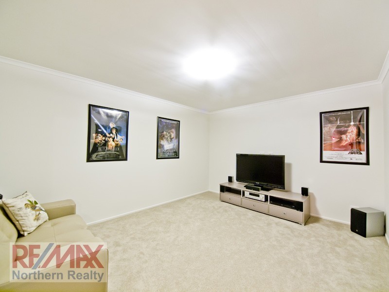 25 Michael David Dve, Warner QLD 4500