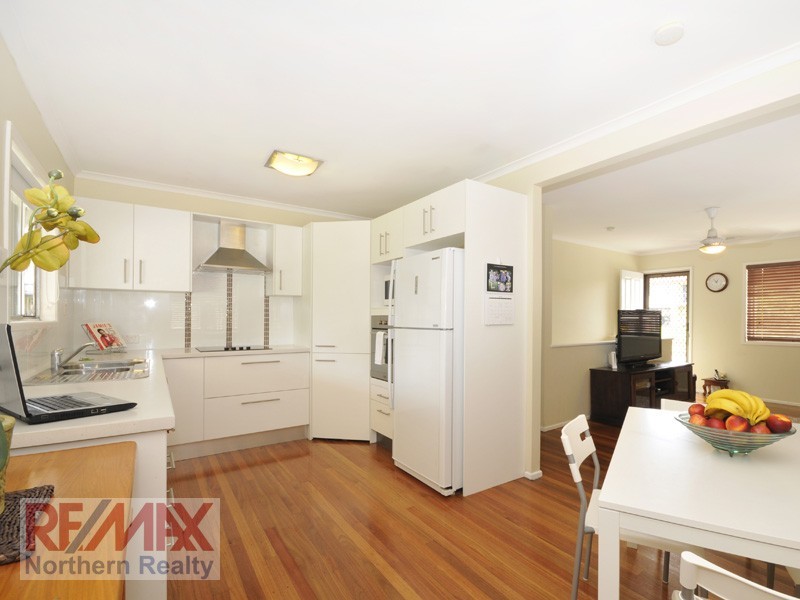 22 Peter Street, Strathpine QLD 4500