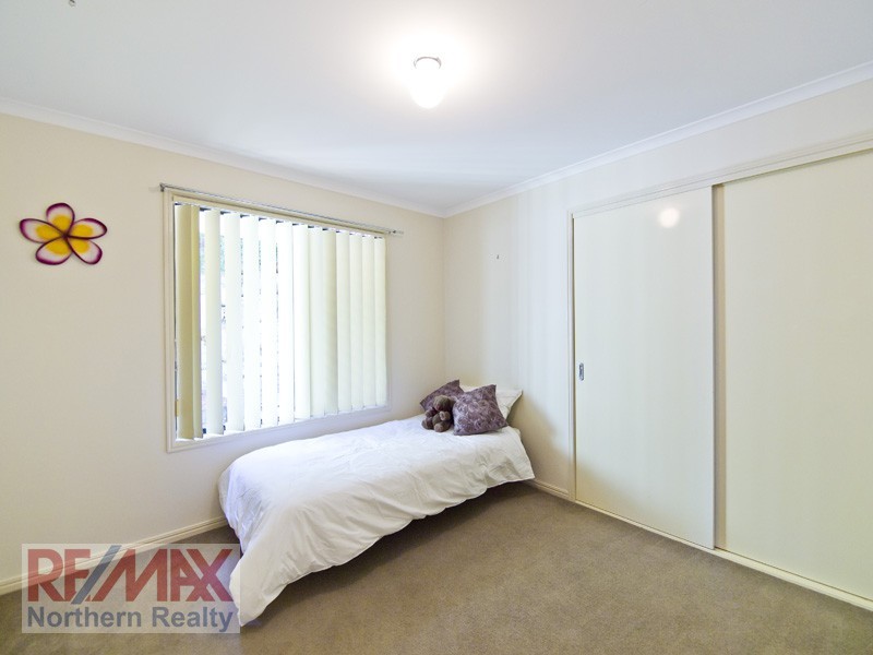 124 Saraband Drive, Eatons Hill QLD 4037