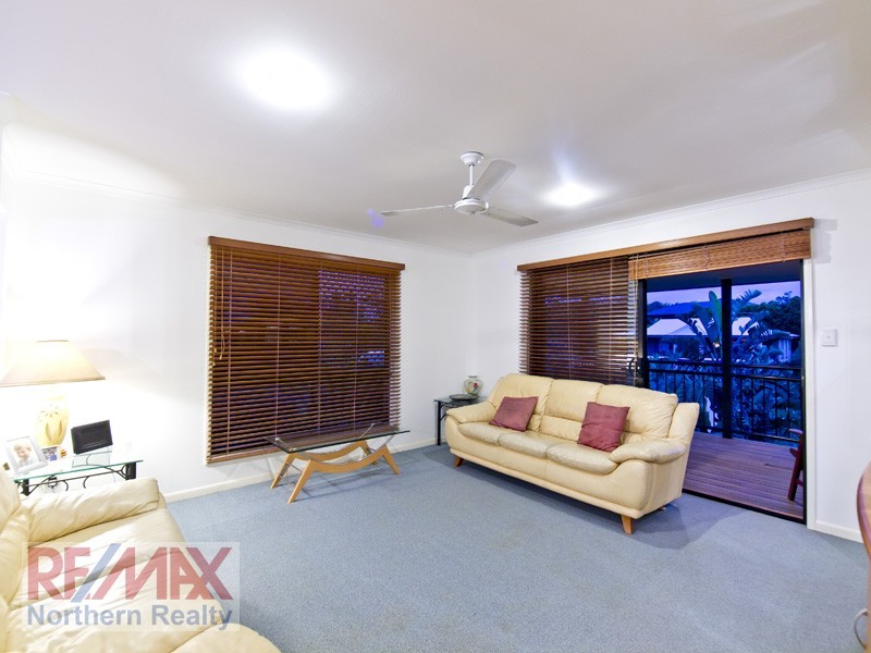 53 Cressbrook Dr, Albany Creek QLD 4035