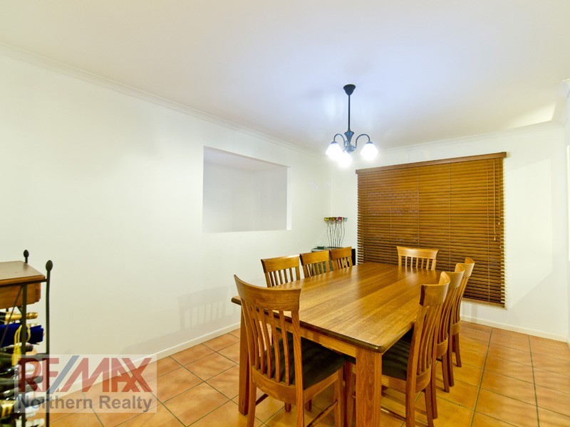 53 Cressbrook Dr, Albany Creek QLD 4035