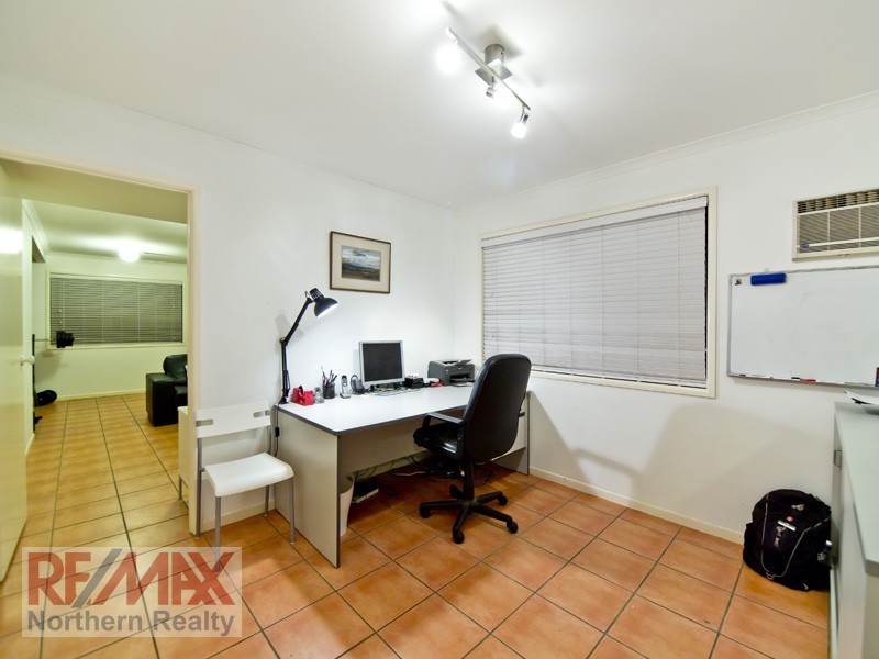 53 Cressbrook Dr, Albany Creek QLD 4035