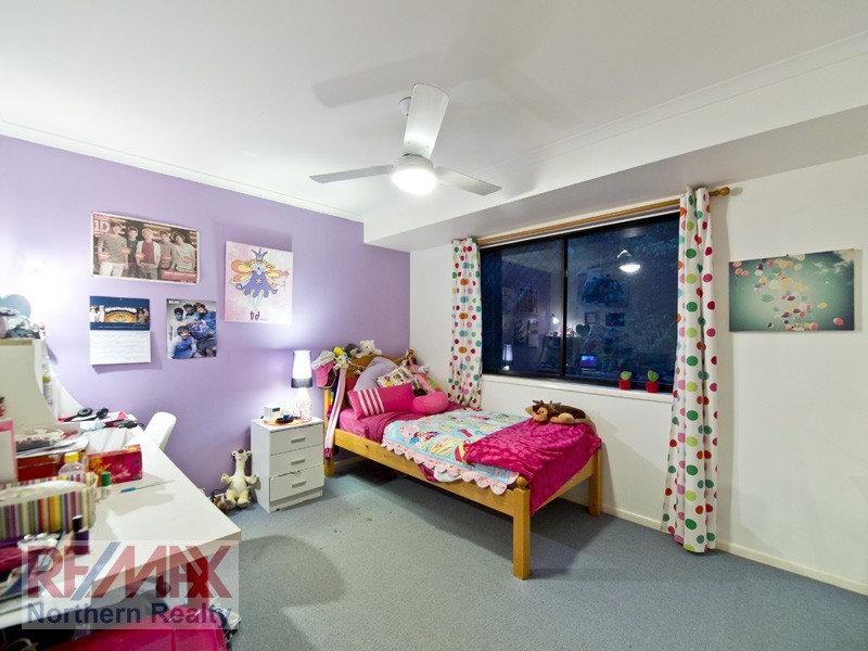 53 Cressbrook Dr, Albany Creek QLD 4035