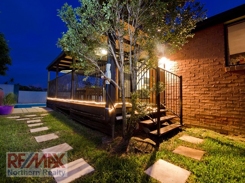 53 Cressbrook Dr, Albany Creek QLD 4035