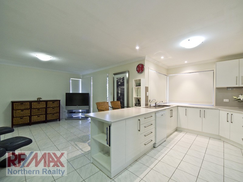 6 Cadagi Court, Albany Creek QLD 4035