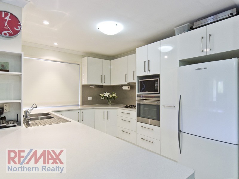 6 Cadagi Court, Albany Creek QLD 4035