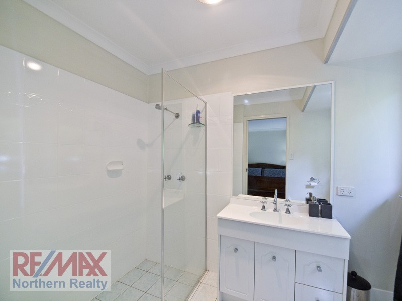 6 Cadagi Court, Albany Creek QLD 4035